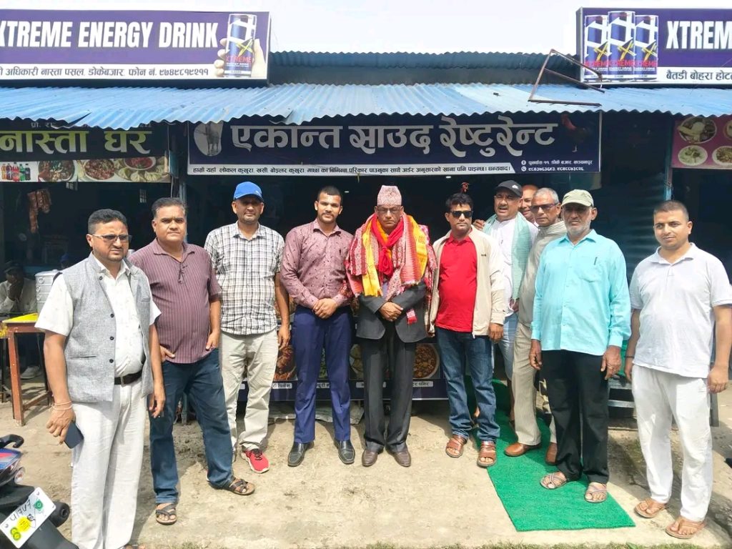 नेपाली कांग्रेसका केन्द्रीय सदस्य दिवानसिंह विष्ट गृह जिल्ला कञ्चनपुरमा, डोकेबजारमा भव्य स्वागत